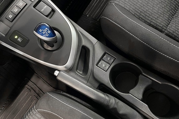 Toyota Auris 19 of 22