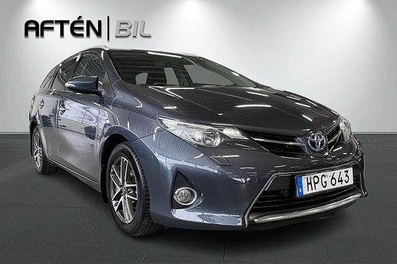 Toyota Auris 4 of 22