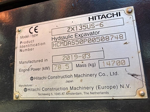 Hitachi ZX 135 US-6 7 of 8