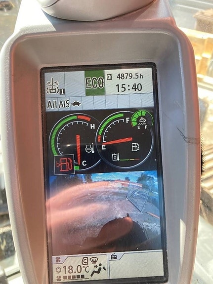 Hitachi ZX 135 US-6 6 of 8