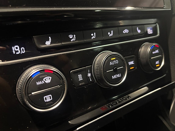 Volkswagen Golf I 17 of 20