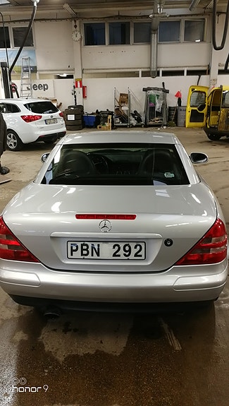 Mercedes-Benz SLK230 2 of 6