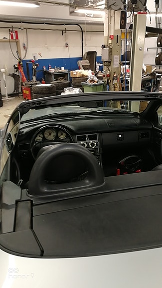 Mercedes-Benz SLK230 3 of 6