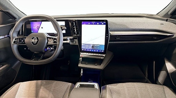 Renault Scenic E-Tech 14 of 24