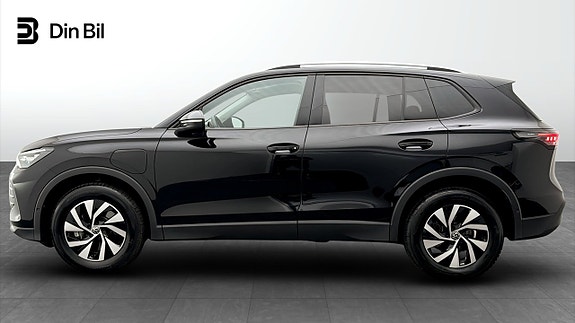 Volkswagen Tiguan 2 of 19