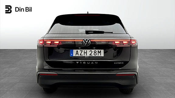 Volkswagen Tiguan 5 of 19