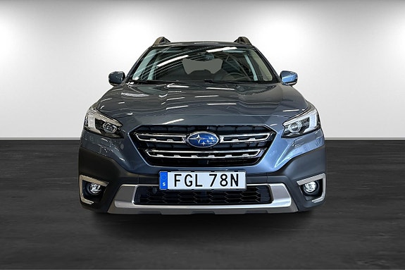 Subaru Outback 2 of 19