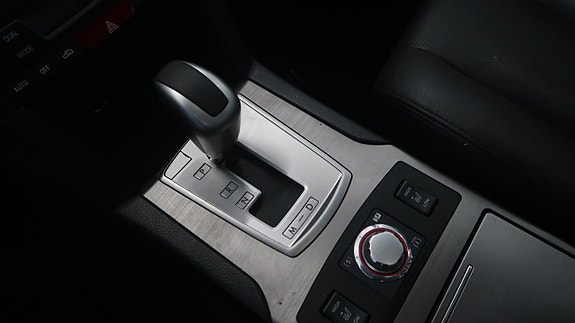 Subaru Outback 12 of 19