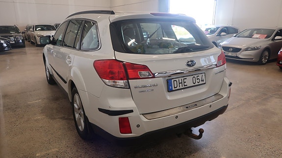 Subaru Outback 6 of 19
