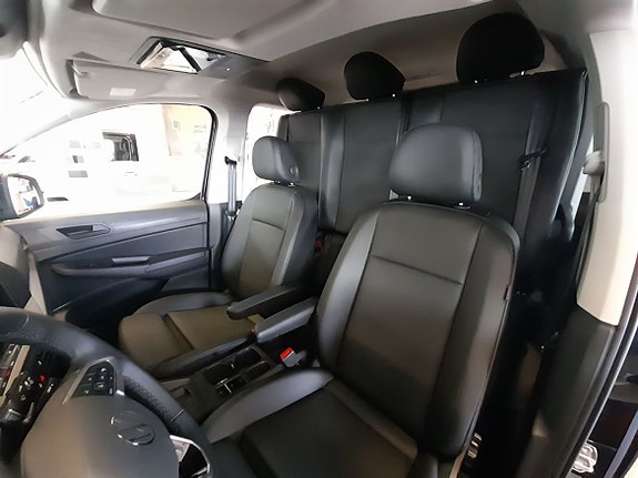 Volkswagen Caddy 14 of 25