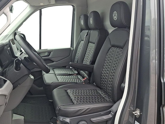 Volkswagen Crafter 35 11 of 25
