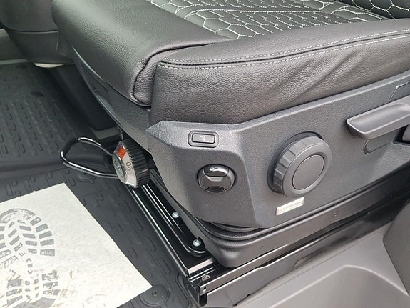Volkswagen Crafter 35 14 of 25
