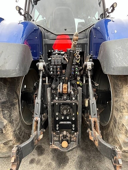 New Holland T 7.315 HD 3 of 9