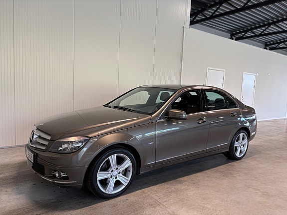 Mercedes-Benz C180 4 of 18