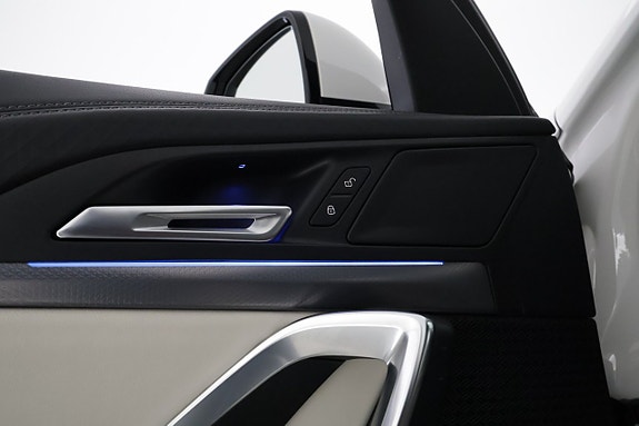 BMW iX2 27 of 29