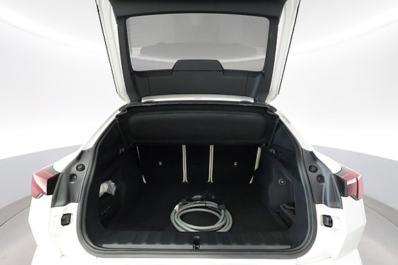 BMW iX2 28 of 29