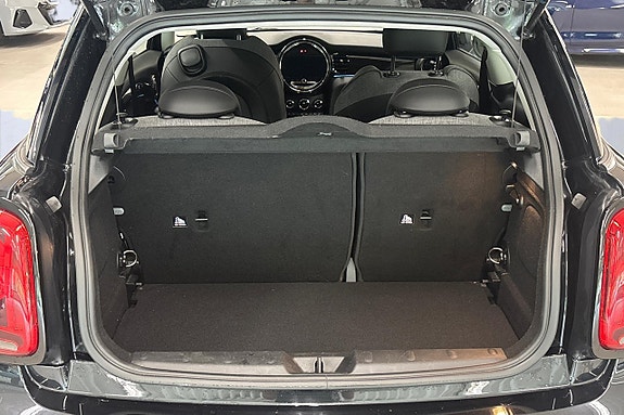 MINI Cooper 10 of 18