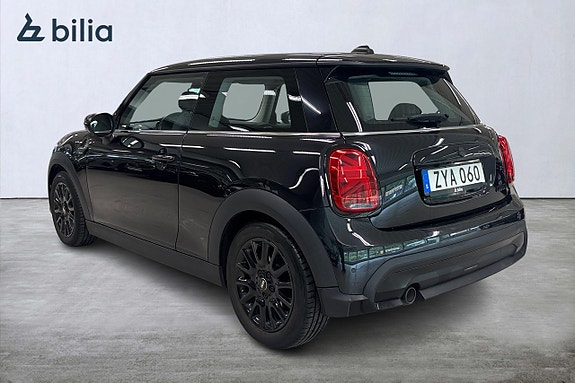 MINI Cooper 2 of 18
