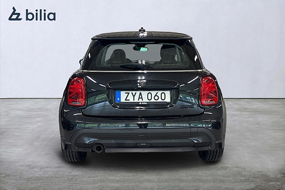 MINI Cooper 4 of 18
