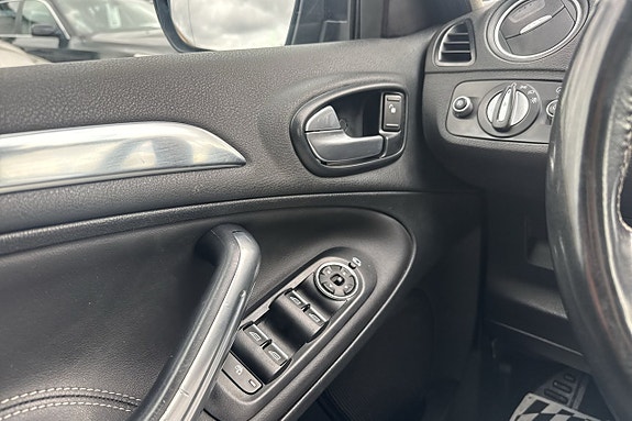 Ford S-MAX 21 of 21