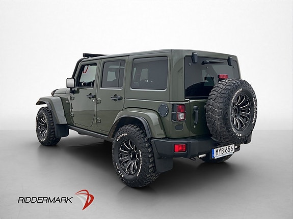 Jeep Wrangler Unlimited 6 of 28