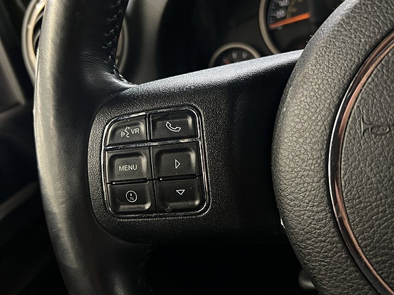 Jeep Wrangler Unlimited 15 of 28