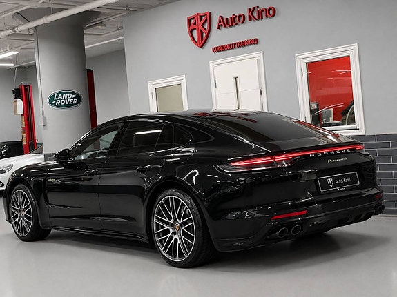 Porsche Panamera 4 6 of 13