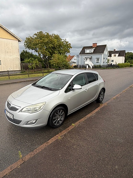Opel Astra 15 of 15