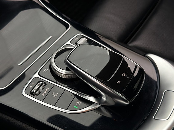Mercedes-Benz C220 d 25 of 30