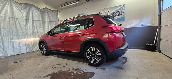 Peugeot 2008 6 of 8