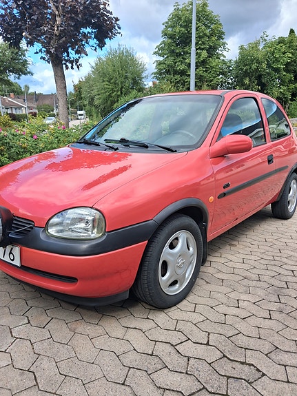 Opel Corsa 2 of 6