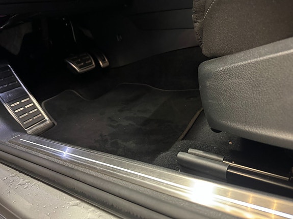 Volkswagen Golf I 21 of 22