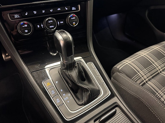 Volkswagen Golf I 15 of 22