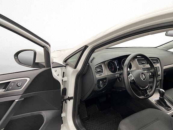 Volkswagen Golf I 11 of 30