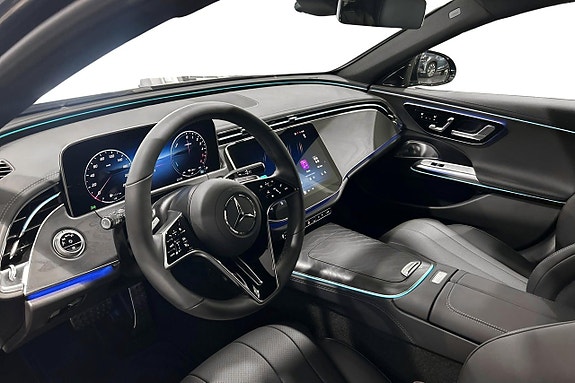 Mercedes-Benz E300 de 7 of 12