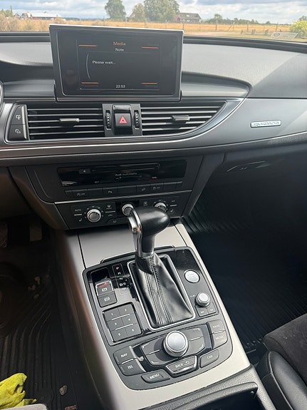 Audi A6 allroad 3 of 9