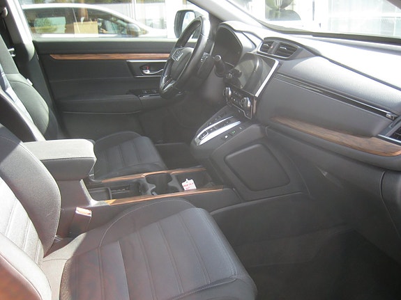 Honda CR-V 5 of 12