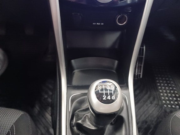 Hyundai i30 15 of 16