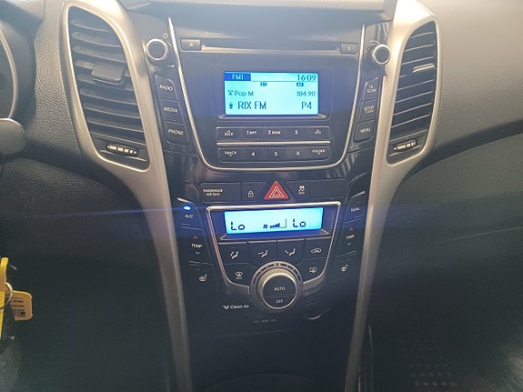 Hyundai i30 14 of 16