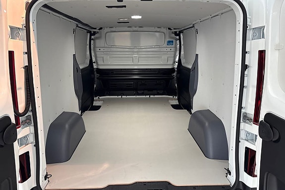 Renault Trafic 14 of 15