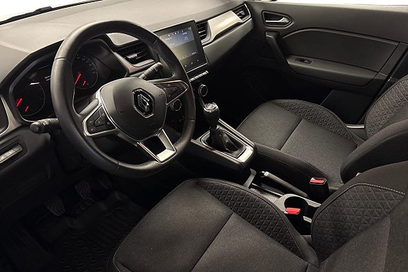 Renault Captur 8 of 15