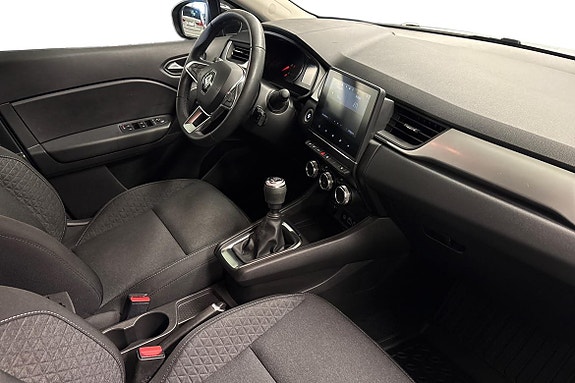 Renault Captur 10 of 15