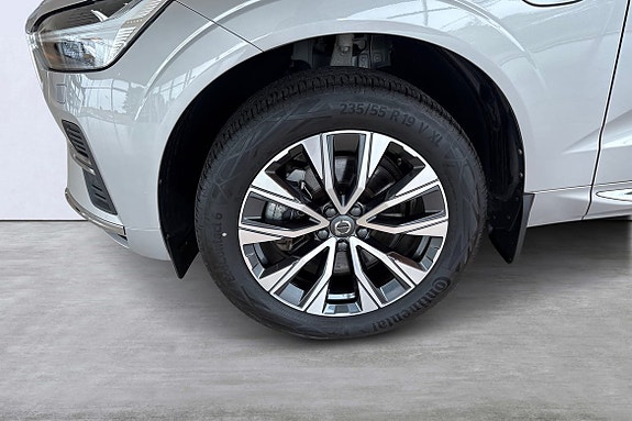 Volvo XC60 14 of 23