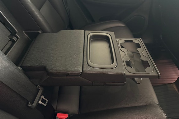 Volvo XC60 19 of 23