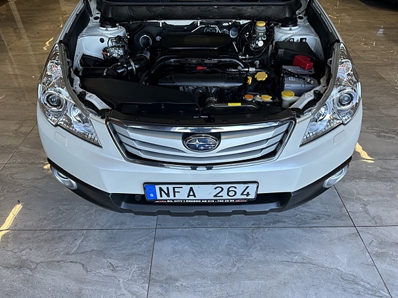 Subaru Outback 11 of 19