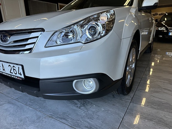 Subaru Outback 6 of 19