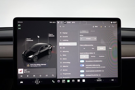 Tesla Model Y 19 of 26