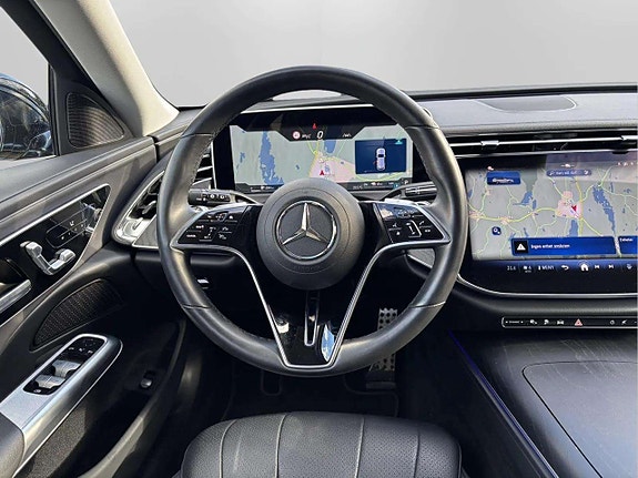 Mercedes-Benz E300 de 11 of 29