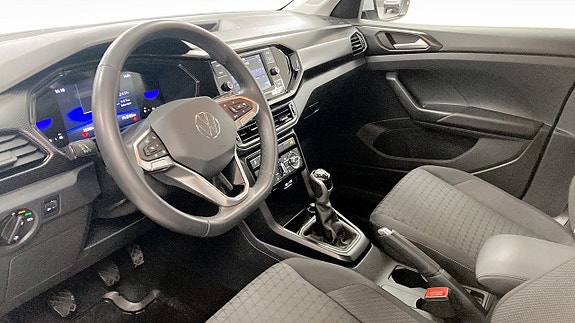 Volkswagen T-Cross 7 of 12
