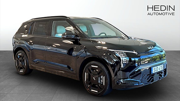 Kia EV3 3 of 12